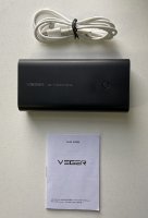 RABLJENI - Mobilni USB punjač VEGER ACE100, 10000 mAh, ugrađena EU utičnica, crni