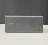 RABLJENI - Mobilni USB punjač VEGER ACE100, 10000 mAh, ugrađena EU utičnica, crni