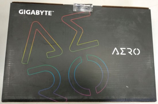 IZLOŽBENI - Laptop GIGABYTE AERO 15 KC-8EE5130SP / Core i7 10870H, 16GB, 512GB SSD, GeForce RTX 3060P 6GB 105W, 15.6" 4K OLED, Windows 10 Pro, crni