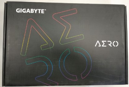 IZLOŽBENI - Laptop GIGABYTE AERO 15 KC-8EE5130SP / Core i7 10870H, 16GB, 512GB SSD, GeForce RTX 3060P 6GB 105W, 15.6" 4K OLED, Windows 10 Pro, crni