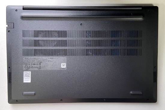 OPEN BOX - Laptop LENOVO V 15 G5 83GW008ESC / Core i5 13420H, 16GB, 512GB SSD, Intel HD Graphics, 15.6" FHD IPS, bez OS, crni