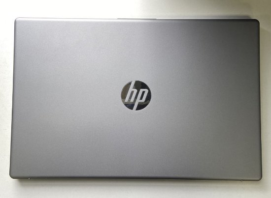 RABLJENI - Laptop HP 250 G10 9Y7A7ET / Core i5 1334U, 16GB, 512GB SSD, Intel HD Graphics, 15.6" FHD IPS, Windows 11, srebrni