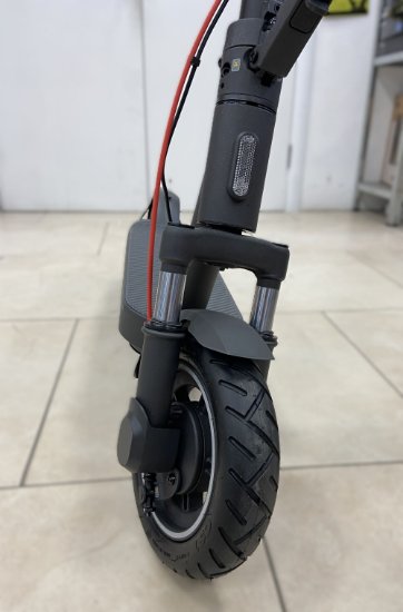 OPEN BOX - Električni romobil XIAOMI Electric Scooter 5 Pro, autonomija do 60km, brzina 25km/h, kotači 10˝
