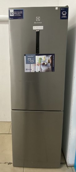 RABLJENI - Hladnjak ELECTROLUX 600 LNC7ME32X2 kombinirani 330L, energetski razred E