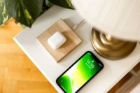 Bežični punjač TREED Pale Ash Qi, 15W, MagSafe