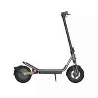 Električni romobil XIAOMI Electric Scooter 6 GL, autonomija do 45 km, brzina 25km/h, kotači 12˝