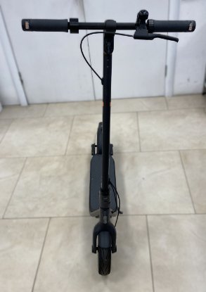 RABLJENI - Električni romobil SEGWAY Ninebot KickScooter F2 E, autonomija do 40 km, brzina 25km/h, kotači 10˝, crni