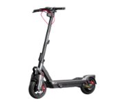 IZLOŽBENI - Električni romobil SEGWAY Ninebot KickScooter Max G3 I, autonomija do 80km, brzina 25km/h, kotači 11˝, crni