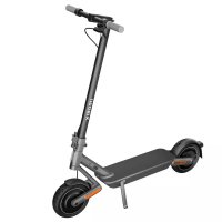 Električni romobil XIAOMI Electric Scooter 4 Ultra, autonomija do 70km, brzina 25km/h, kotači 10˝