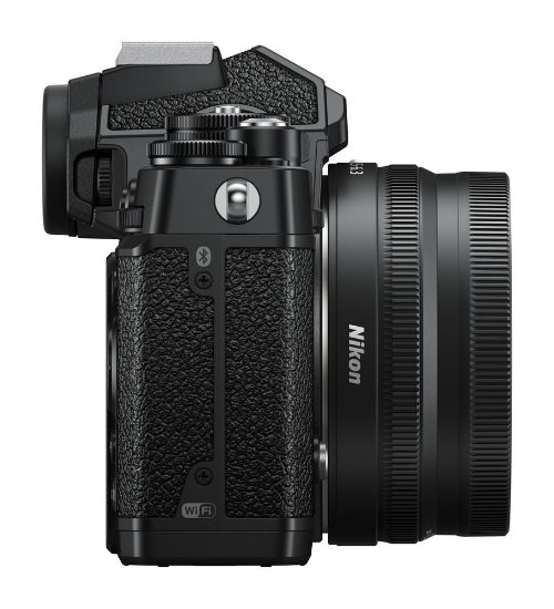 Digitalni fotoaparat NIKON Z fc + 16-50VR f/3.5-6.3 VR, 20,9 Mp, DX CMOS senzor, 4K Ultra HD, crni