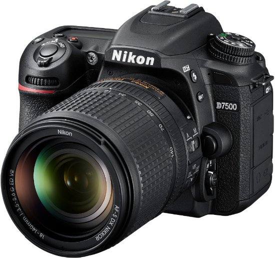 Digitalni fotoaparat NIKON D7500, AF-S DX 18-140mm f/3.5-5.6G ED VR, APS-C senzor, crni