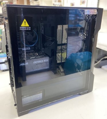 RABLJENI - Računalo EPOCH Amalthea / Core i5 12400F, 16GB DDR4, 1TB SSD NVMe, nVidia GeForce RTX 3050 6GB, Windows 11, crno