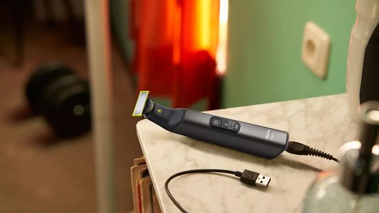 Aparat za brijanje PHILIPS QP6552/15, OneBlade Pro 360, lice+tijelo, crno