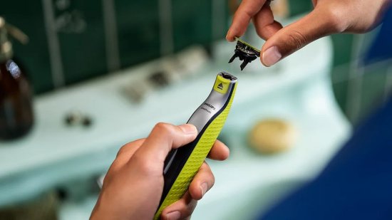 Zamjenske oštrice PHILIPS QP936/50, 1x 360 oštrice, 1x SkinProtect oštrica, 1x oštrica protiv trenja