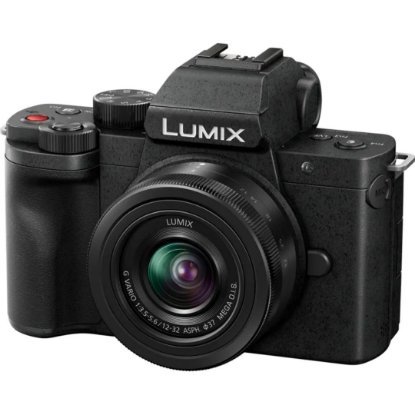 Digitalni fotoaparat PANASONIC Lumix DC-G100D + Lumix G Vario 12-32mm f/3.5-5.6, 20,3 Mp, 4K Ultra HD, crni