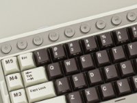 Tipkovnica ROYAL KLUDGE RK-M70, mehanička, Cream linear switch, bežična, US layout, smeđa