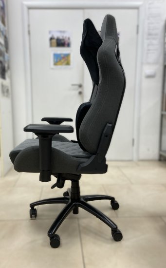 RABLJENI - Gaming stolica EPOCH Oberon, crna