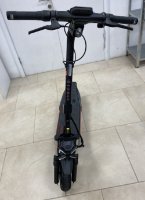 RABLJENI - Električni romobil SEGWAY Ninebot KickScooter ZT3 Pro I, autonomija do 95km, brzina 25km/h, kotači 11˝, crni