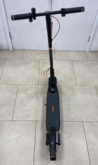 RABLJENI - Električni romobil SEGWAY Ninebot KickScooter F2 Plus E, autonomija do 55km, brzina 25km/h, kotači 10˝, crni