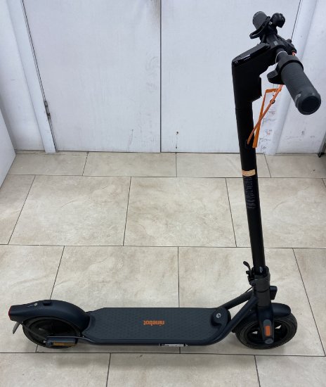 RABLJENI - Električni romobil SEGWAY Ninebot KickScooter F2 Plus E, autonomija do 55km, brzina 25km/h, kotači 10˝, crni